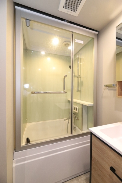 シャワールーム