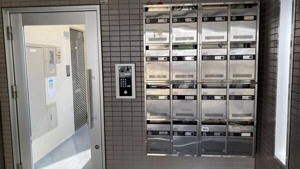 建物エントランス